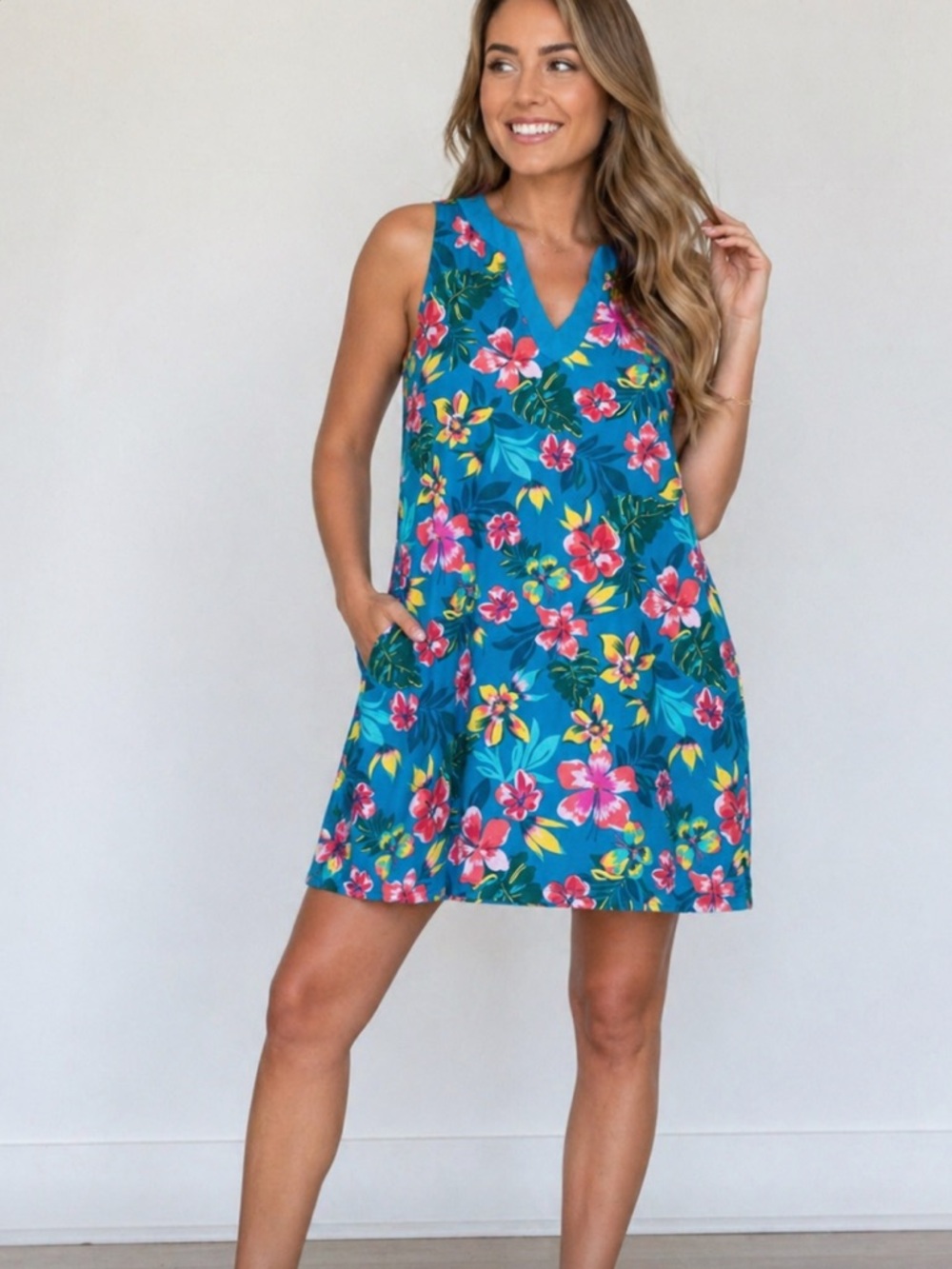 Lands’ End Tropical Floral Sleeveless Shift Dress Size M Blue Pink